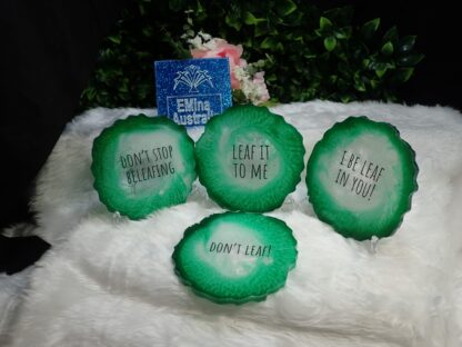 PLANT INSPIRED COASTERS, Green Agate Slice Geode Coaster Set of 4, Handmade,Resin Art,Food Grade,Non-Toxic, Hard Surface, Christmas Gift