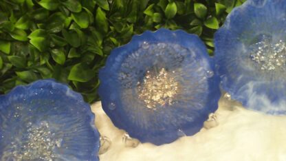 Blue and White, Geode Epoxy Resin Coaster Set of 4, Handmade Coasters, Resin Art, Food Grade, Non-Toxic, Hard Surface, Christmas Gift idea - Image 2
